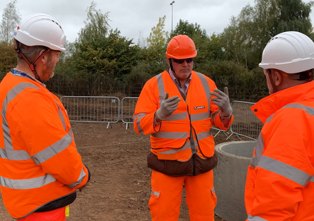 Lifting with Excavators