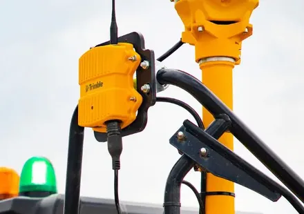 Morgan Sindall A421 Dualling: New CAT 320 HEX & Trimble Earthworks